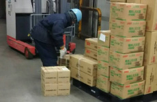 自前の配送・自前のピッキングによる高水準安定のサービス品質